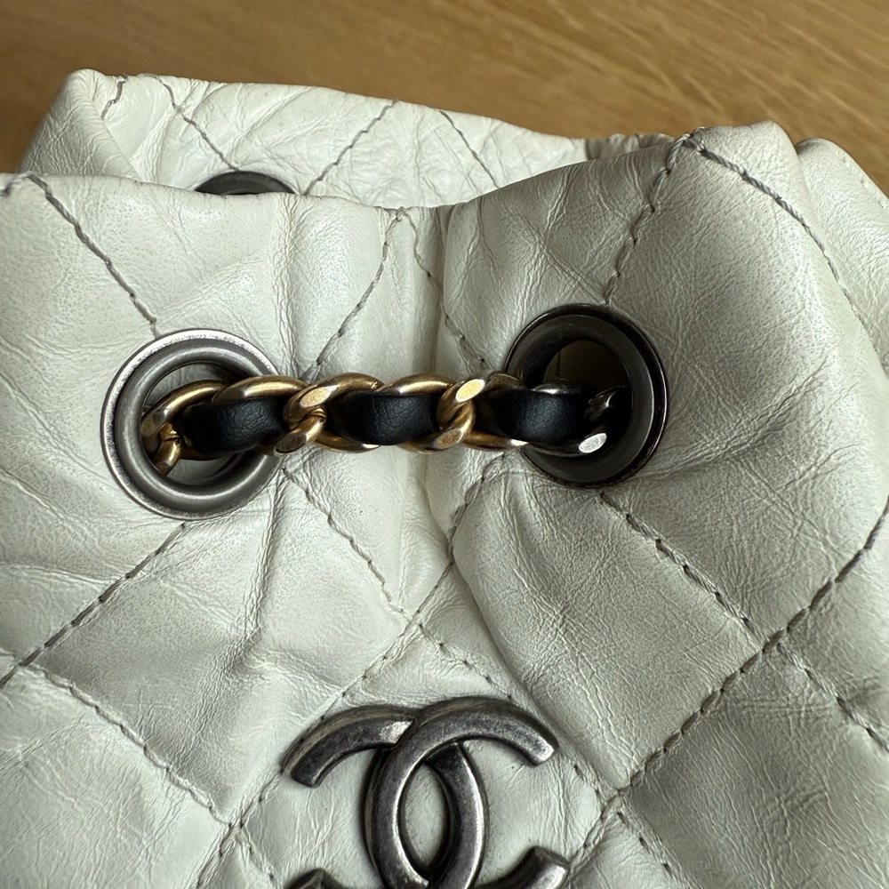 100% AUTHENTIC CHANEL GABRIELLE BACKPACK (WHITE/BLACK) - Picture 15 of 16